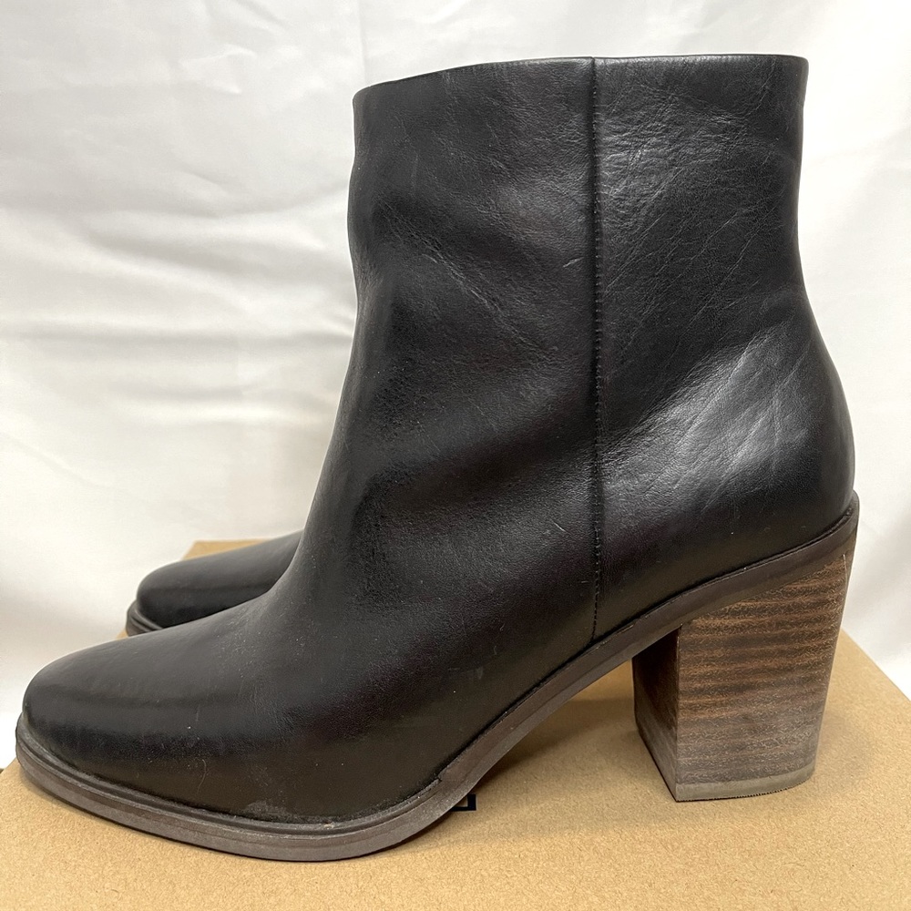 Lucky Brand Rylah Leather Bootie
